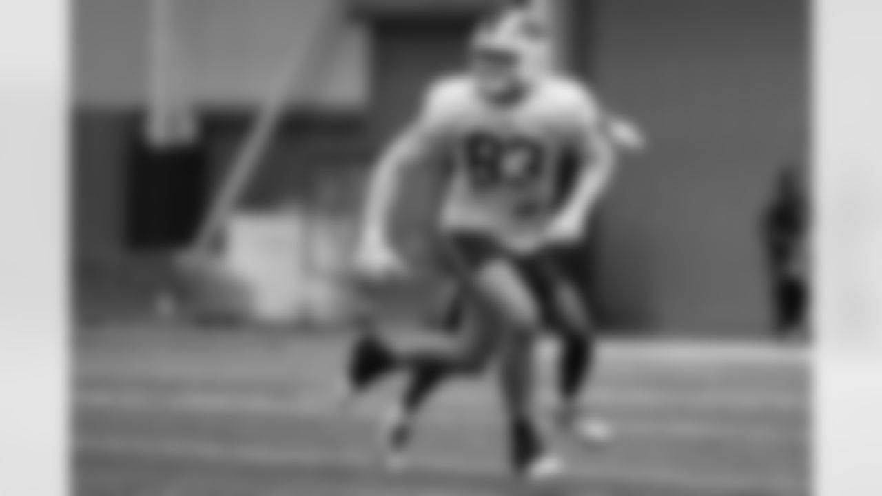 Keleki Latu (83). Buffalo Bills Week 8 Practice, October 22, 2025 at HIghmark Stadium.