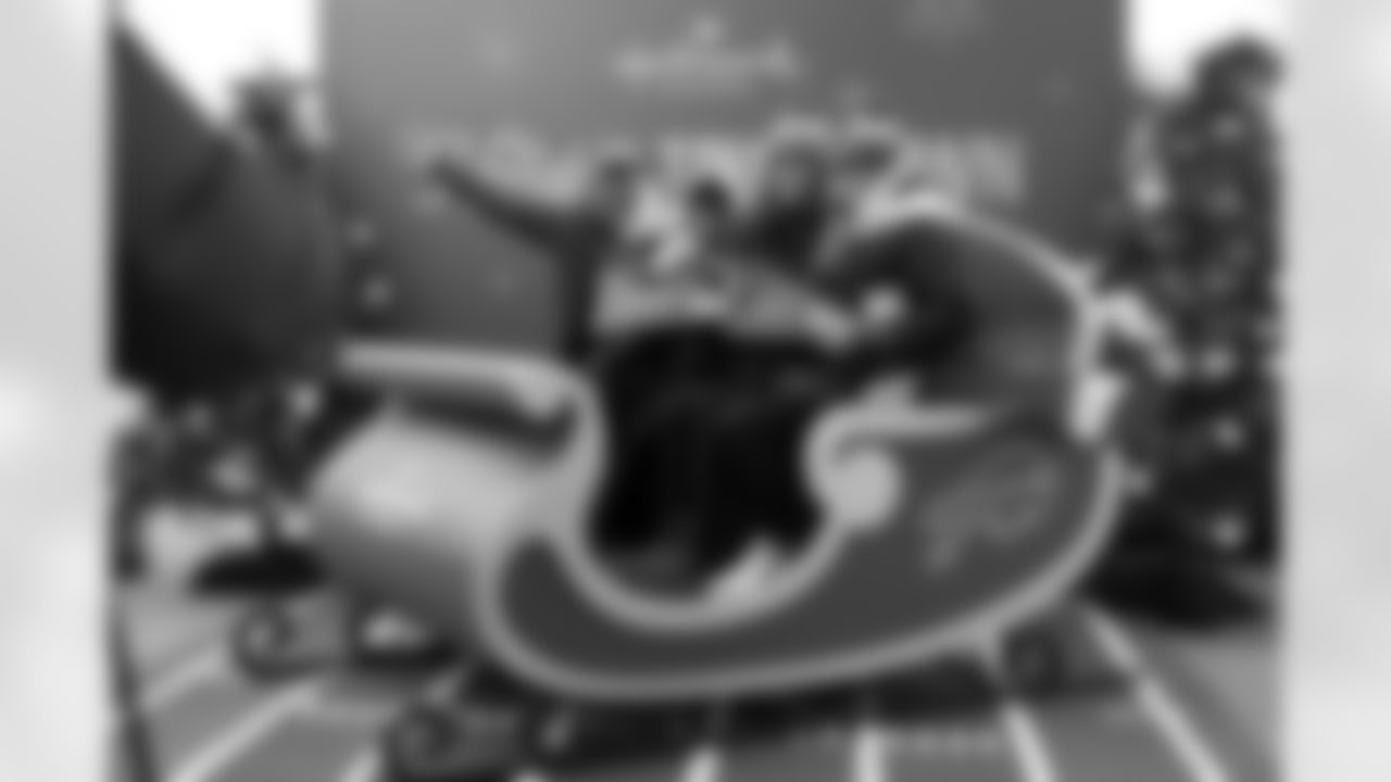 Buffalo Bills vs Tampa Bay Buccaneers, Regular Season, November 16, 2025 at Highmark Stadium.