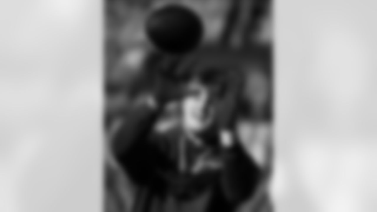 Buffalo Bills vs Denver Broncos, Divisional Game, January 17, 2026 at Empower Field at Mile High.