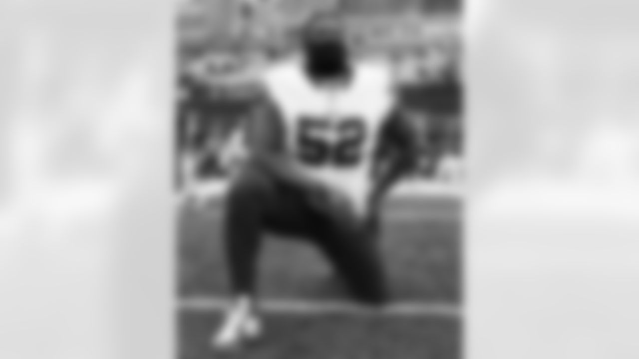 New England Patriots vs Buffalo Bills, Regular Season, December 14, 2025 at Gillette Stadium.