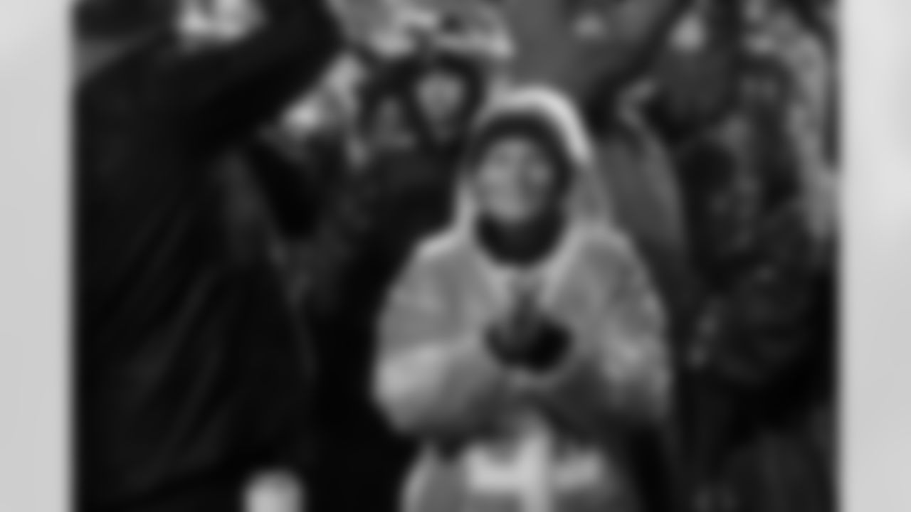 Buffalo Bills vs Philadelphia Eagles, Regular Season, December 28, 2025 at Highmark Stadium.