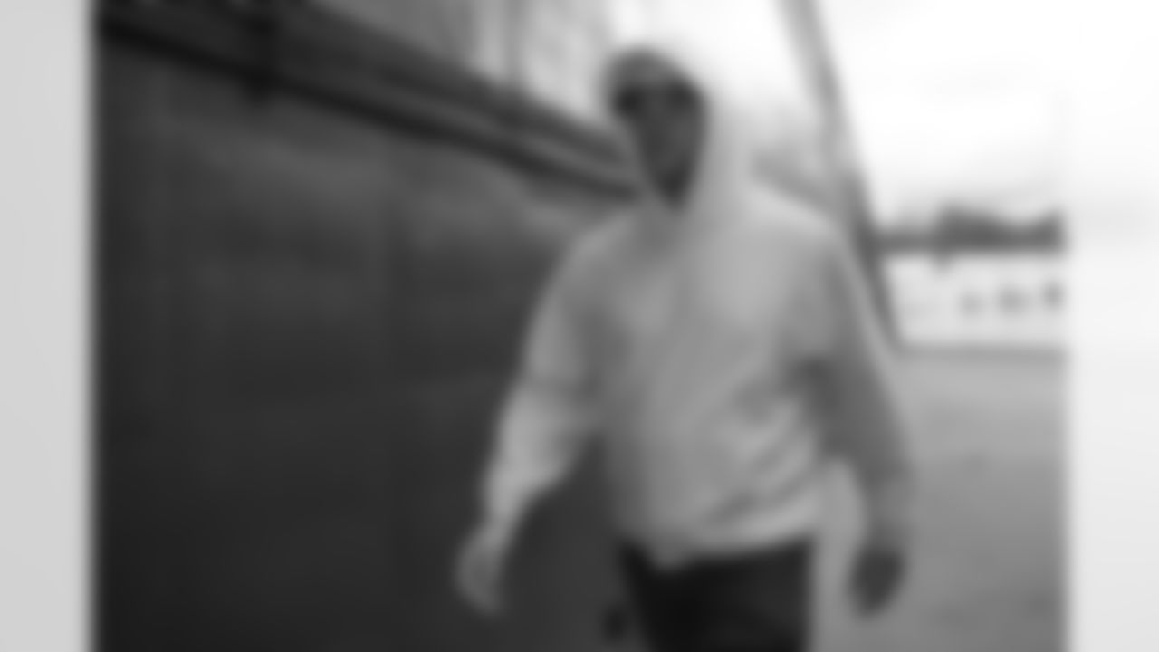 Buffalo Bills vs Tampa Bay Buccaneers, Regular Season, November 16, 2025 at Highmark Stadium.