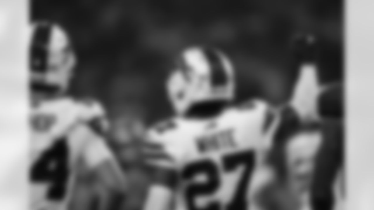 Houston Texans vs Buffalo Bills, Regular Season, November 20, 2025 at NRG Stadium.