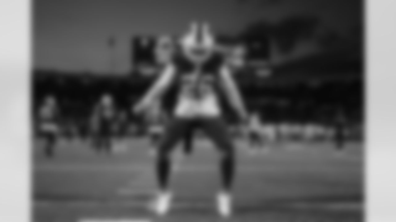 Buffalo Bills vs Miami Dolphins, Regular Season, September 18, 2025 at Highmark Stadium.