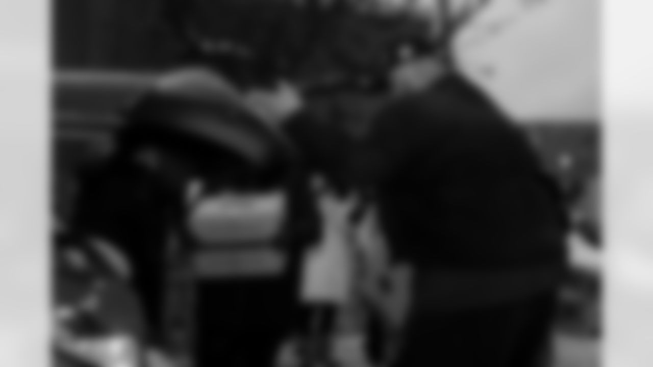 Dion's Dreamers Food Giveaway, December 09, 2025 at the Salvation Army.