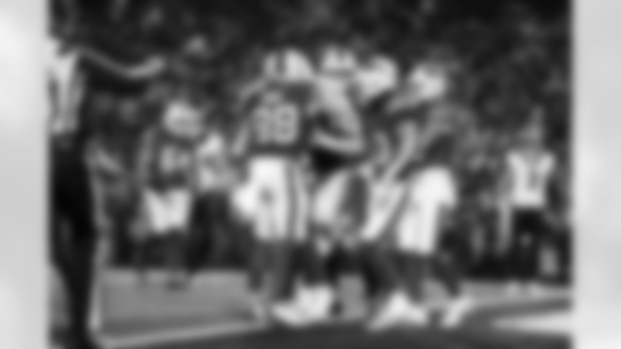 Buffalo Bills vs Philadelphia Eagles, Regular Season, December 28, 2025 at Highmark Stadium.