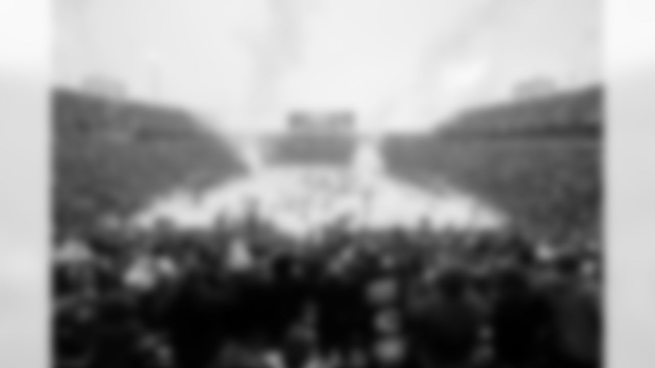 Buffalo Bills vs Cincinnati Bengals, Regular Season, December 07, 2025 at Highmark Stadium.