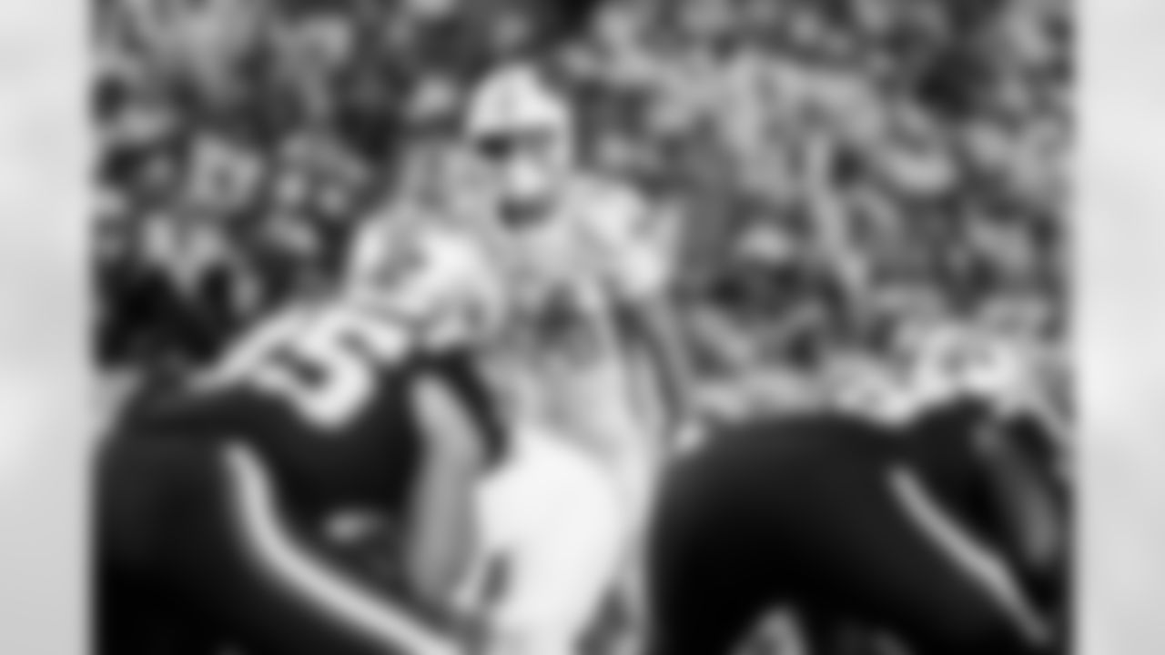 Buffalo Bills vs New England Patriots, Regular Season, October 05, 2025 at Highmark Stadium.
