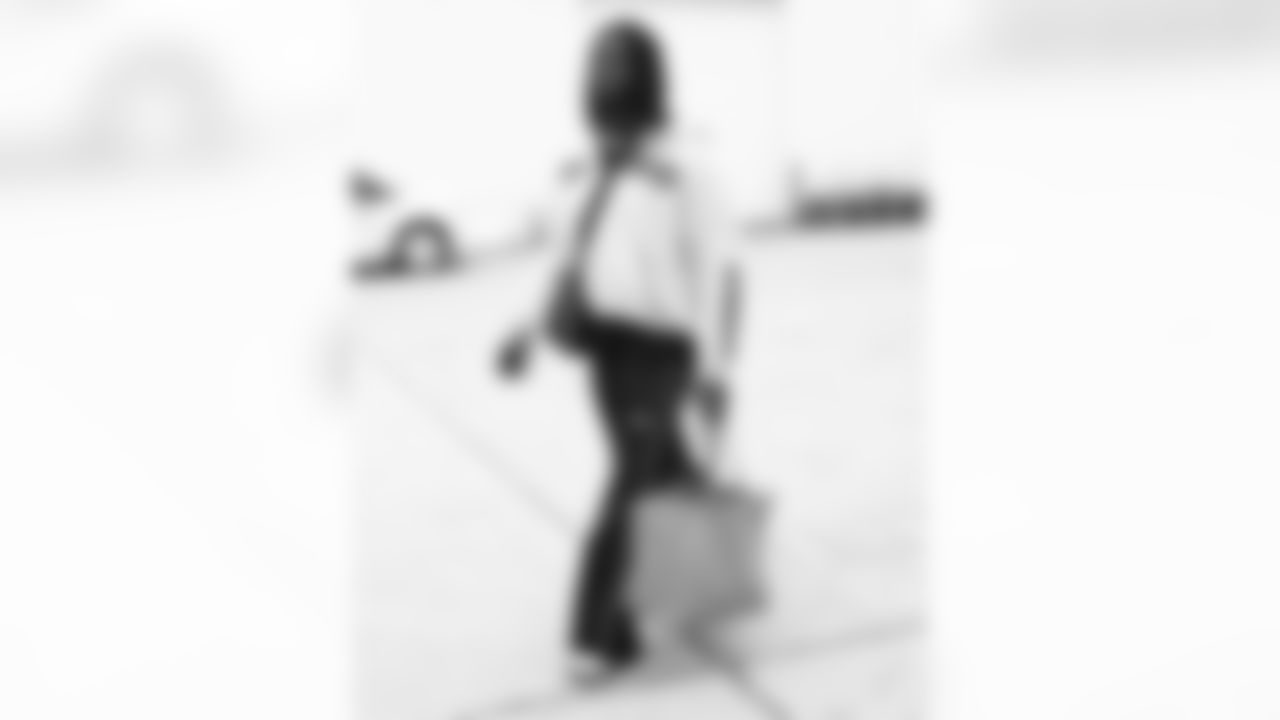 Shaq Lawson (59). Buffalo Bills travel to Cleveland, December 20, 2025 at Buffalo Niagara International Airport.