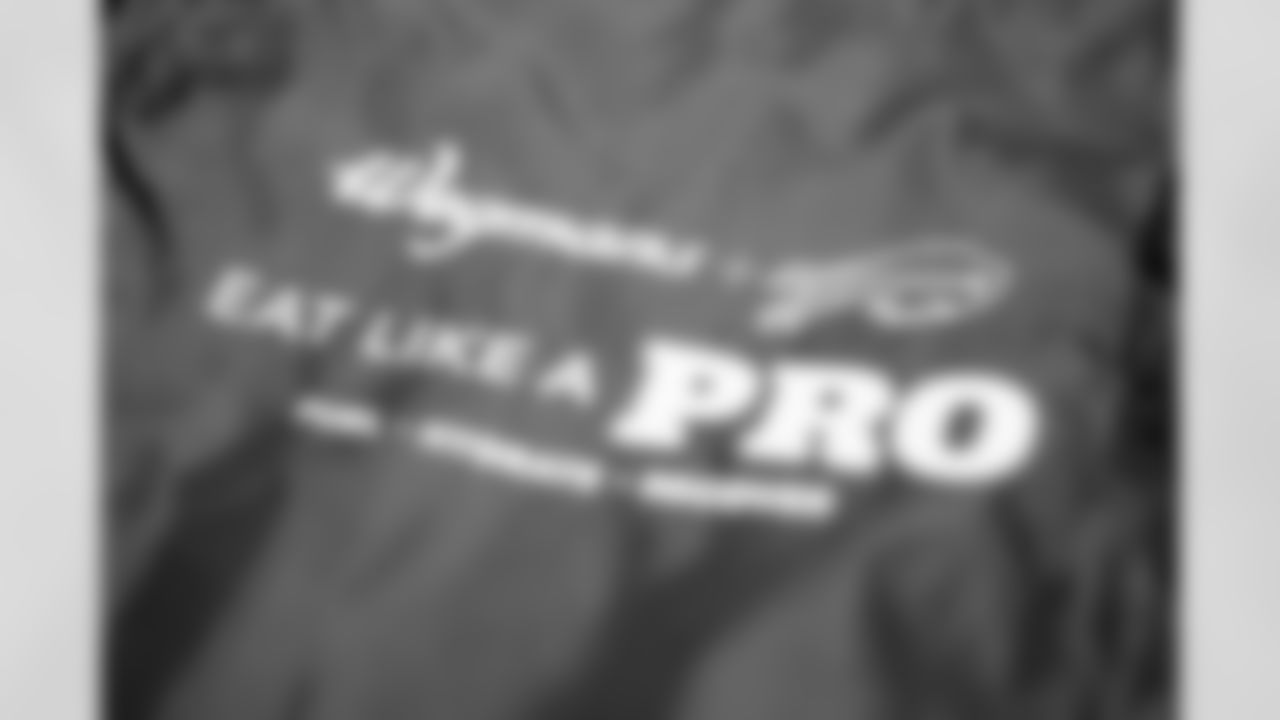 Huddle for Hunger Community Visit, October 16, 2025 at Arthur O. Eve, Buffalo Public School #61.