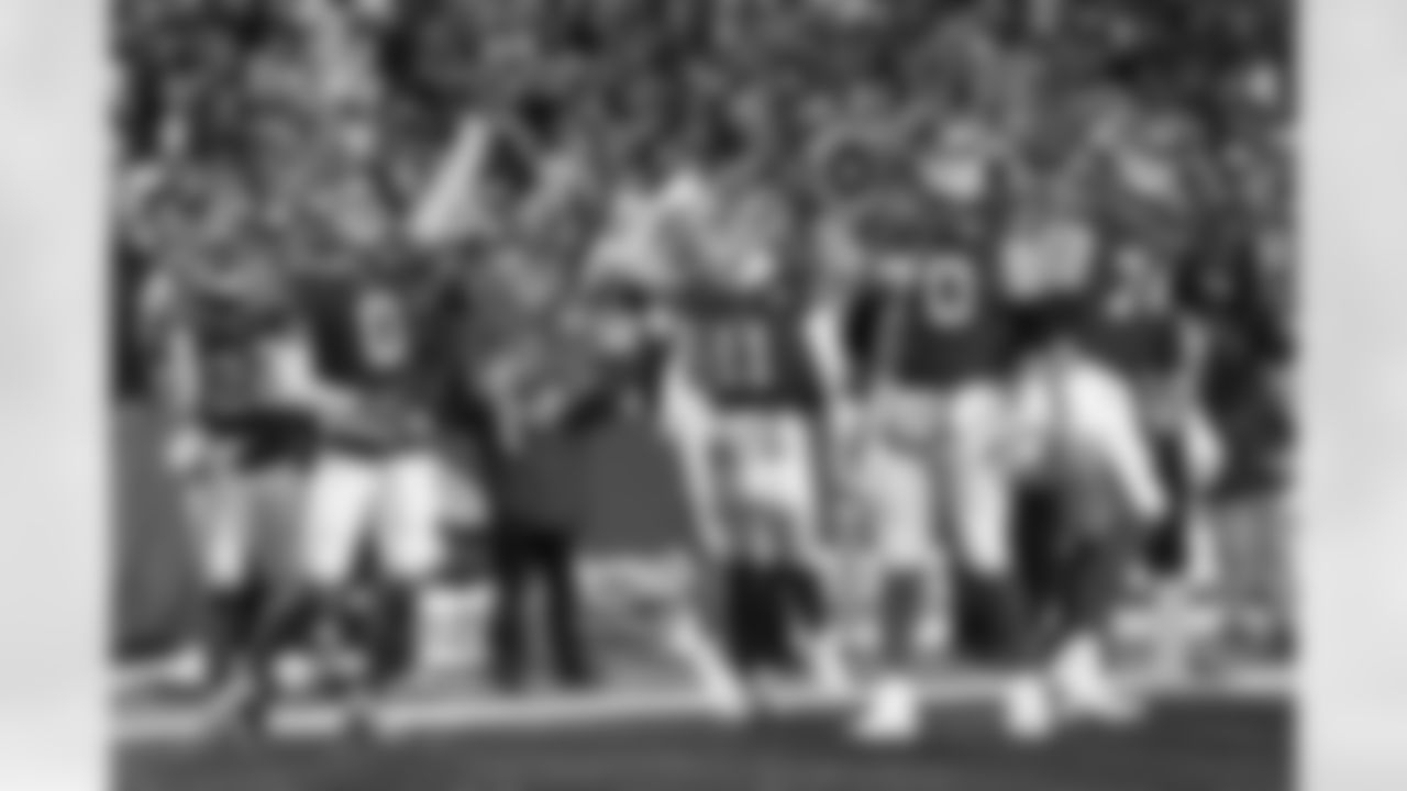 Buffalo Bills vs New York Jets, Regular Season, January 04, 2026 at Highmark Stadium.