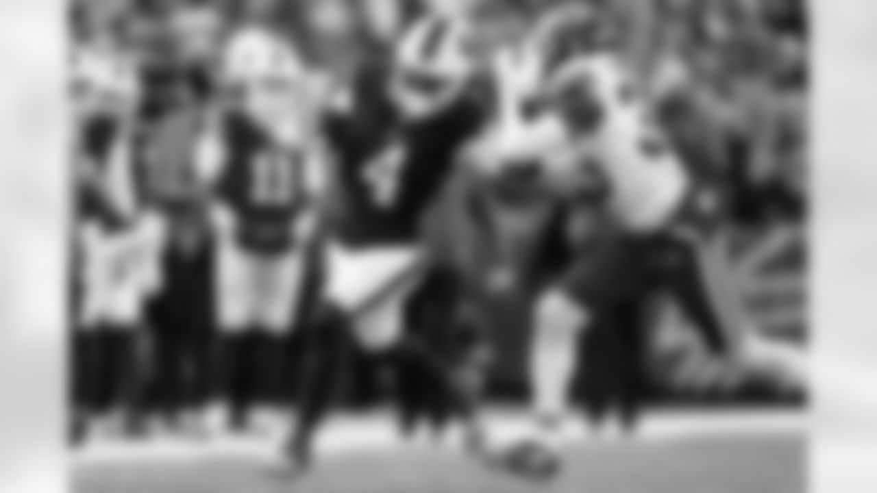 Buffalo Bills vs Kansas City Chiefs, Regular Season, November 02, 2025 at Highmark Stadium.