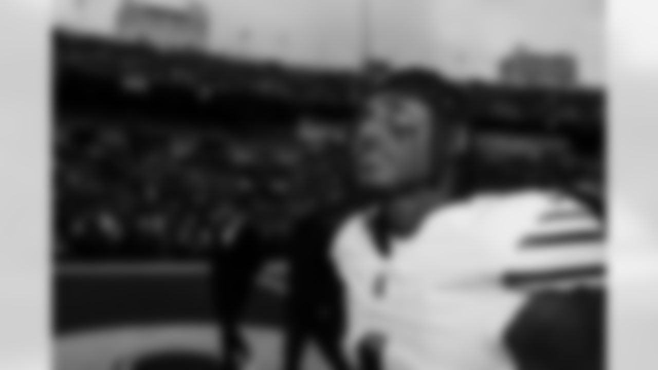 Buffalo Bills vs Tampa Bay Buccaneers, Regular Season, November 16, 2025 at Highmark Stadium.