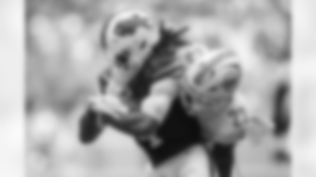 Miami Dolphins vs Buffalo Bills, Regular Season, November 09, 2025 at Hard Rock Stadium.