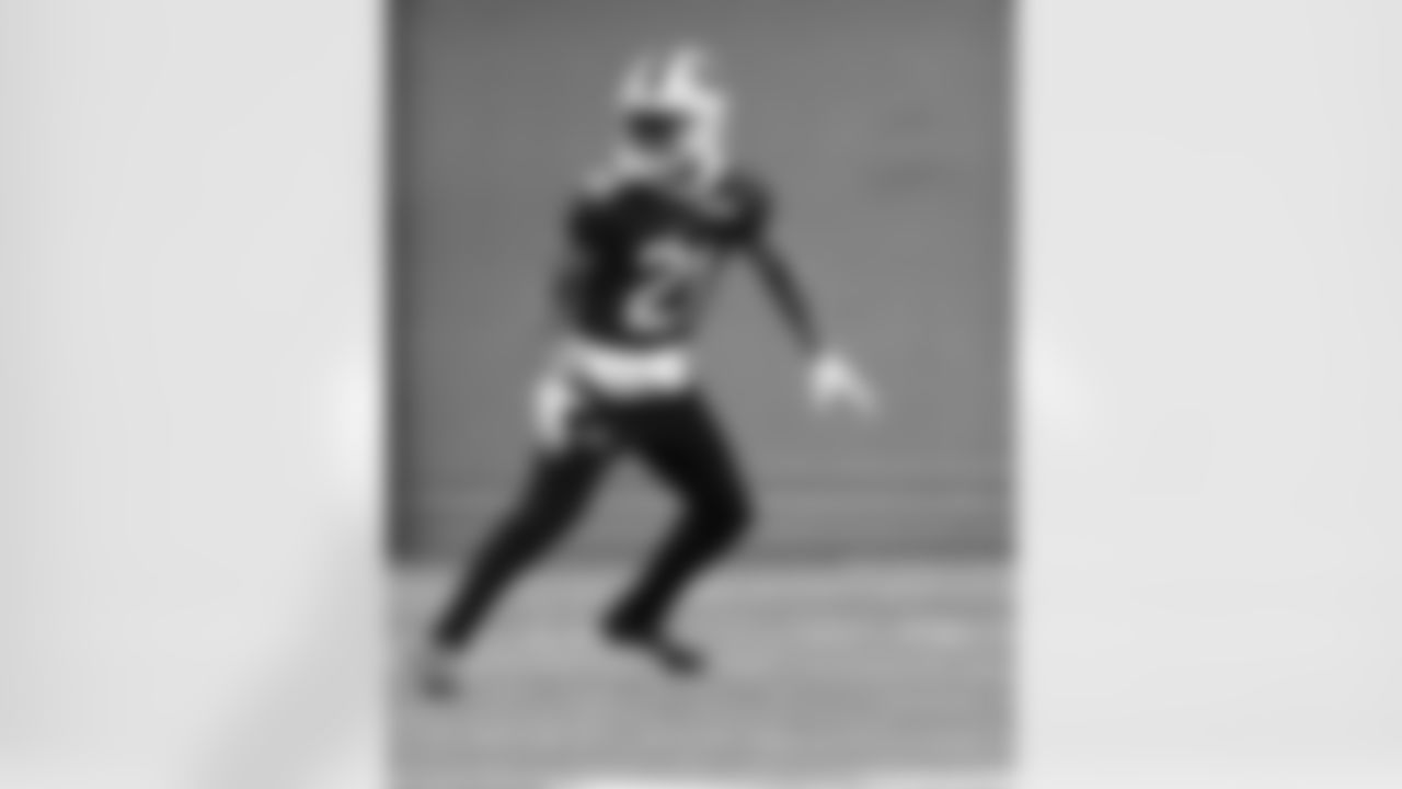 Jordan Poyer (21). Buffalo Bills Wild Card Week Friday Practice, January 09, 2026 at Buffalo Bills Training Center.