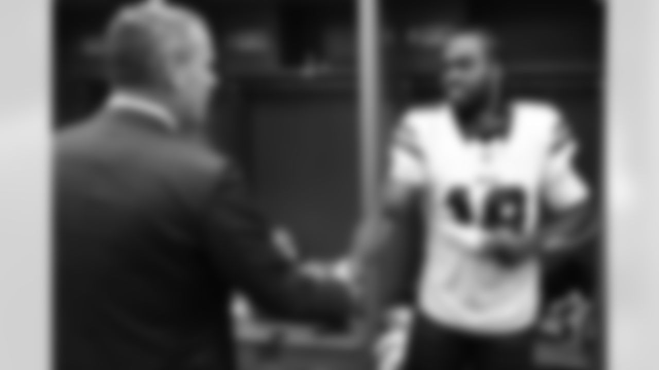 Cleveland Browns vs Buffalo Bills, Regular Season, December 21, 2025 at Huntington Bank Field.