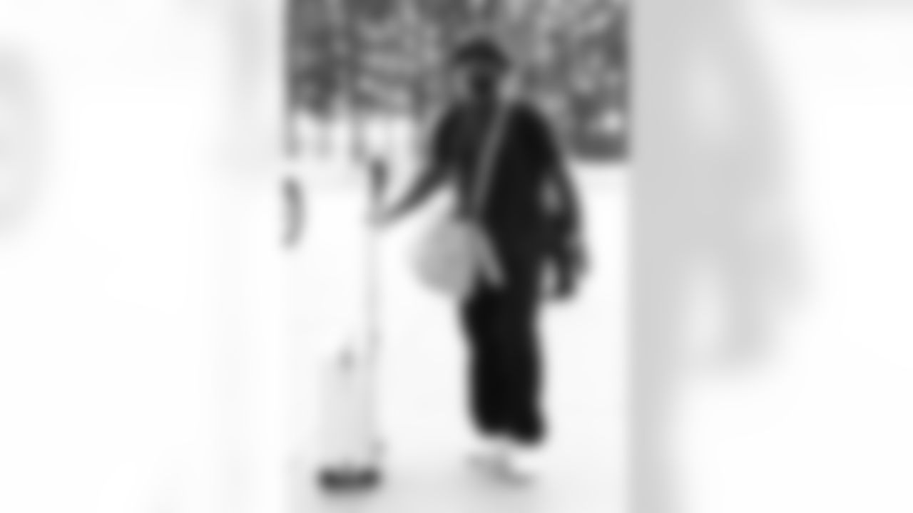 Miami Dolphins vs Buffalo Bills, Regular Season, November 09, 2025 at Hard Rock Stadium.