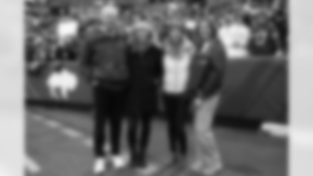 Buffalo Bills vs Tampa Bay Buccaneers, Regular Season, November 16, 2025 at Highmark Stadium.