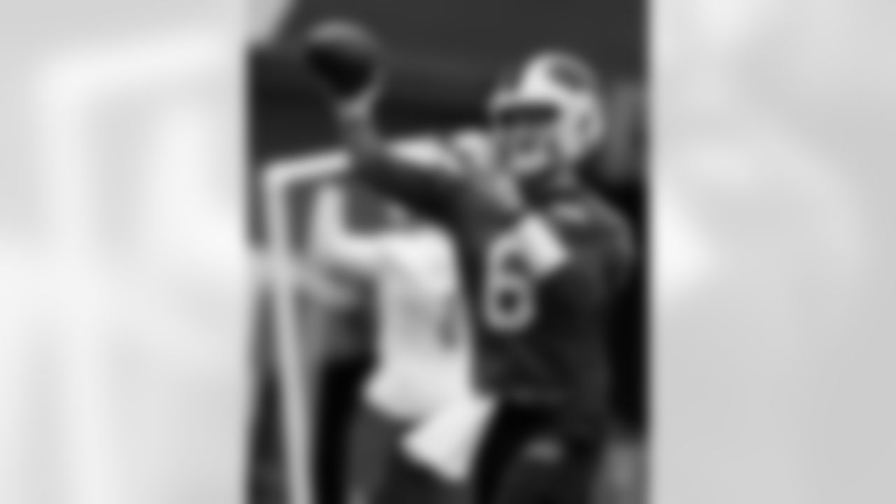 Shane Buechele (6). Buffalo Bills Week 16 Practice, December 18, 2025 at Buffalo Bills Training Center.