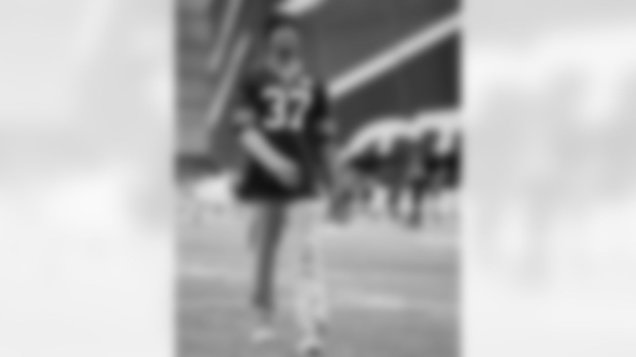 Toyota Rookie Club Flag Football Clinic, November 04, 2025 at Buffalo Bills Training Center.