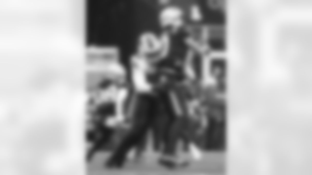 New England Patriots vs Buffalo Bills, Regular Season, December 14, 2025 at Gillette Stadium.