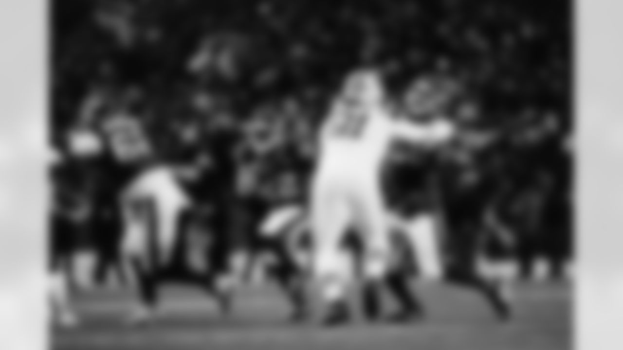 Buffalo Bills vs New York Jets, Regular Season, January 04, 2026 at Highmark Stadium.