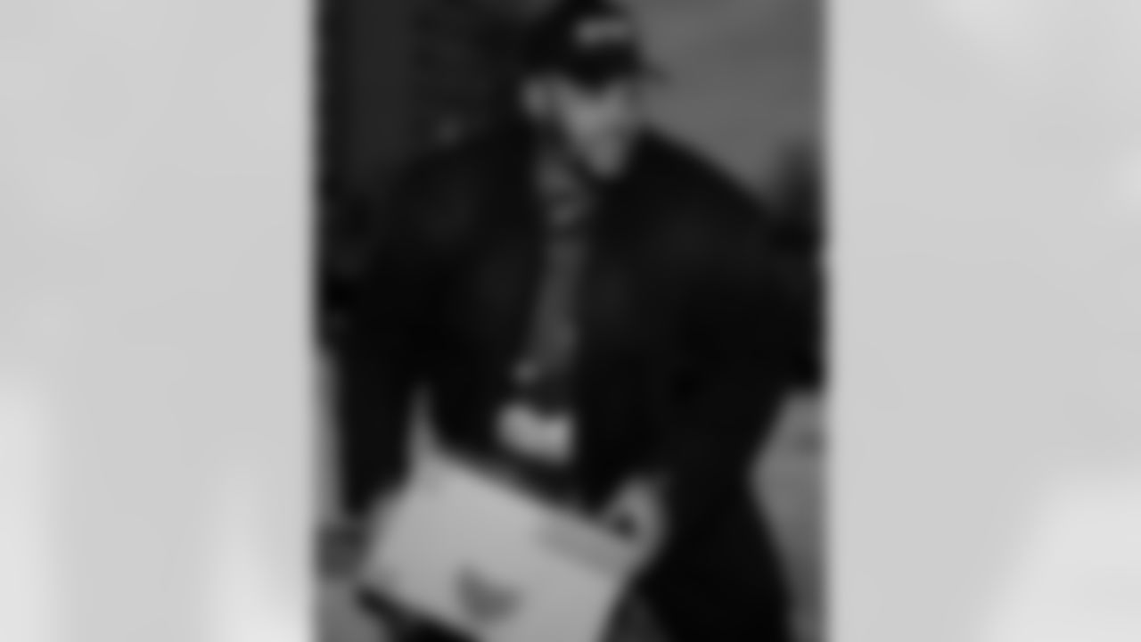 Dion's Dreamers Food Giveaway, December 09, 2025 at the Salvation Army.