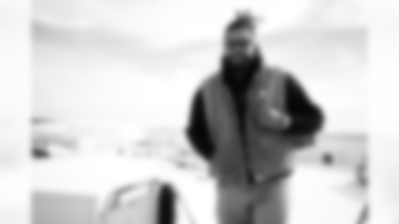 Jordan Phillips (52). Buffalo Bills travel to Denver, January 16, 2026 at Buffalo Niagara International Airport.