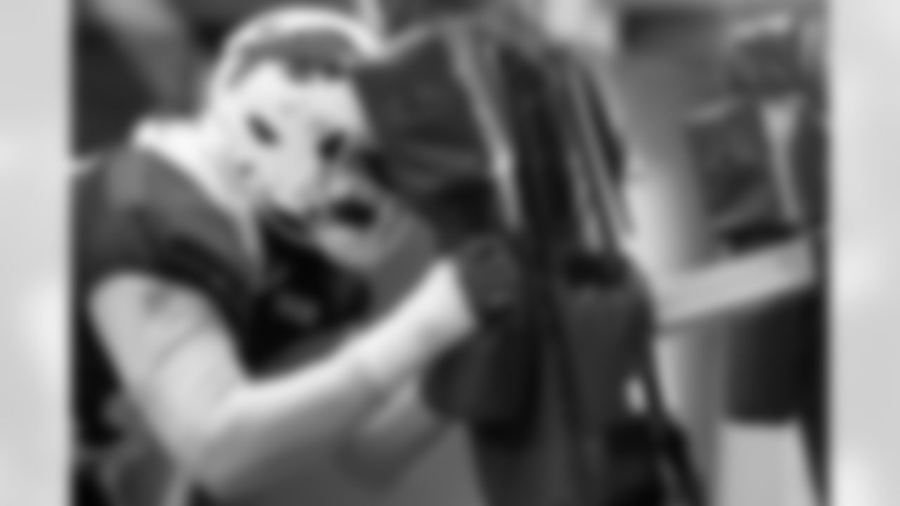 Jordan Phillips (52). Buffalo Bills Week 12 Practice, November 18, 2025 at Buffalo Bills Training Center.