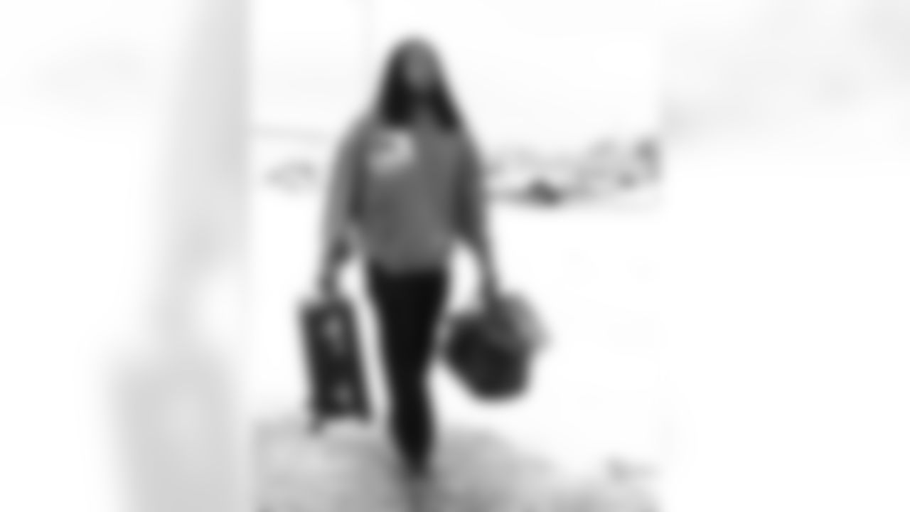 Dorian Williams (42). Buffalo Bills travel to Denver, January 16, 2026 at Buffalo Niagara International Airport.