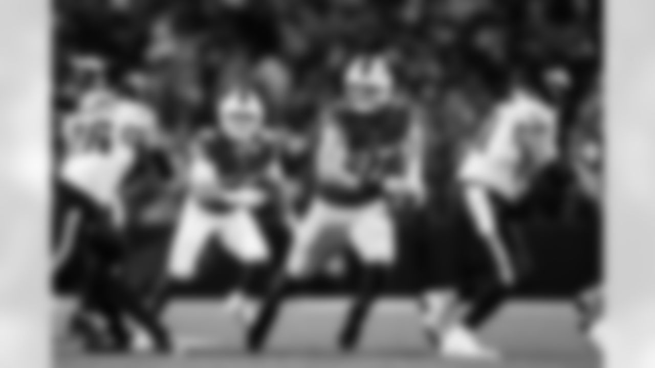 Buffalo Bills vs Philadelphia Eagles, Regular Season, December 28, 2025 at Highmark Stadium.