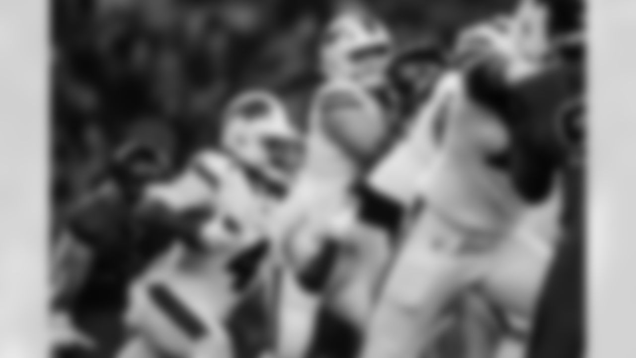 Houston Texans vs Buffalo Bills, Regular Season, November 20, 2025 at NRG Stadium.