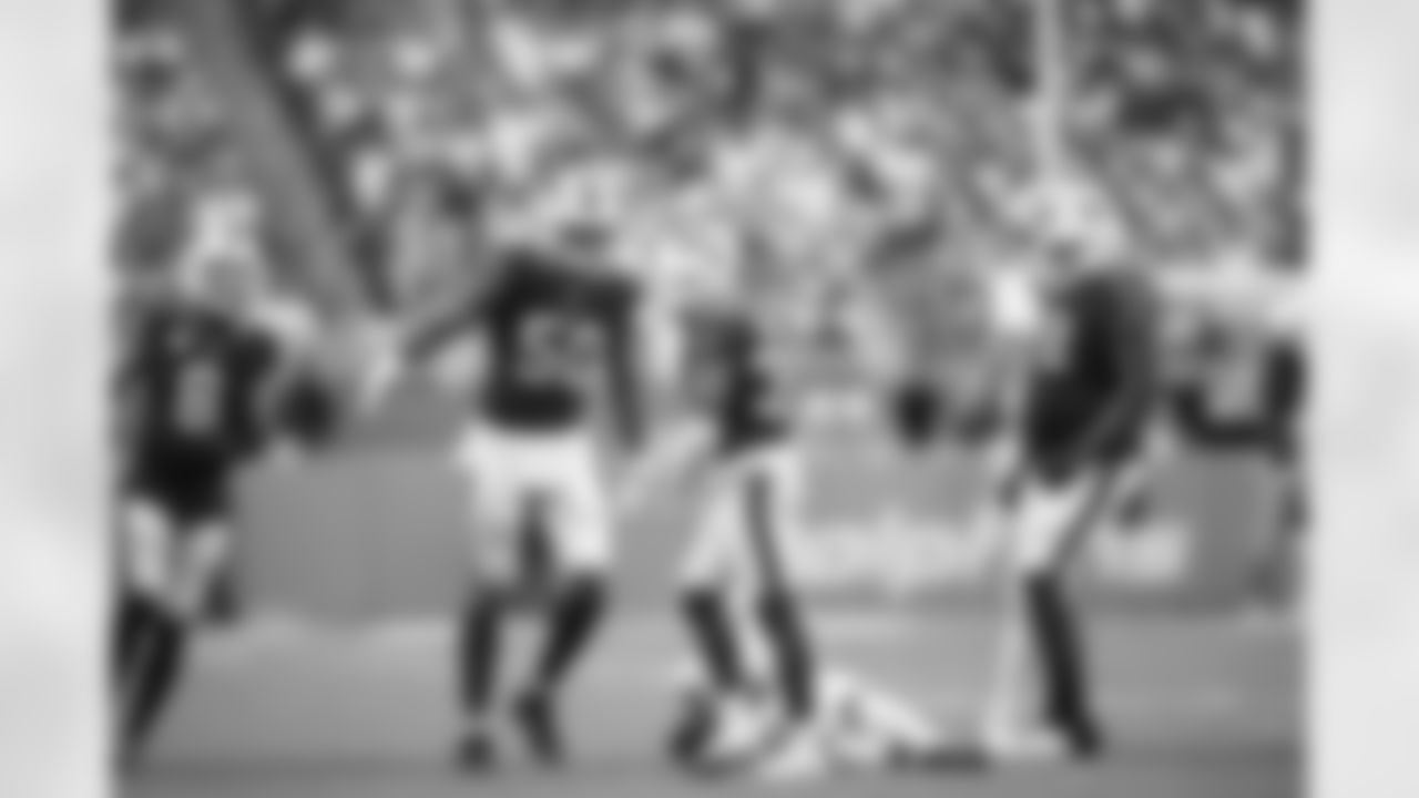 Miami Dolphins vs Buffalo Bills, Regular Season, November 09, 2025 at Hard Rock Stadium.