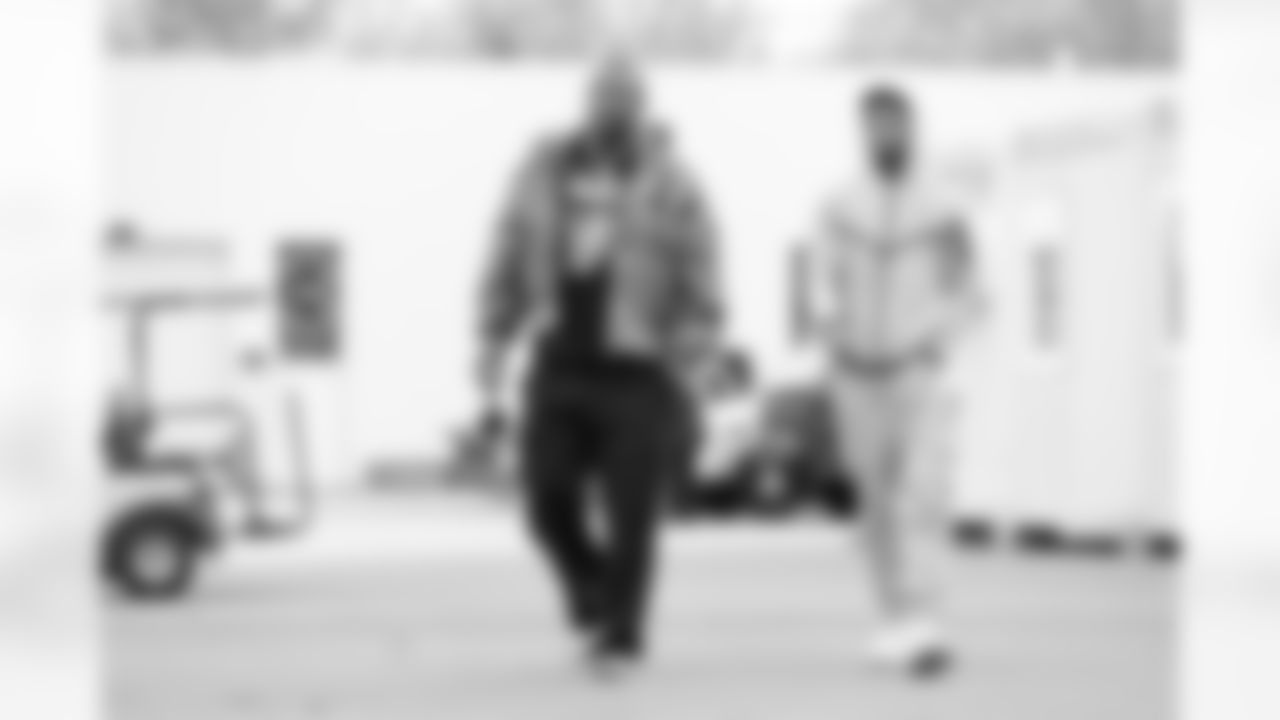 Buffalo Bills vs Tampa Bay Buccaneers, Regular Season, November 16, 2025 at Highmark Stadium.