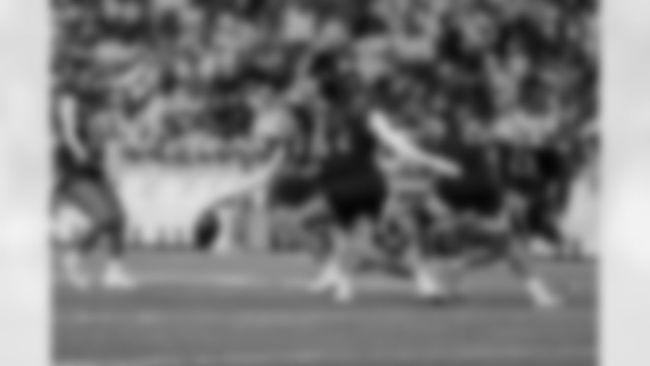 Buffalo Bills vs New England Patriots, Regular Season, October 05, 2025 at Highmark Stadium.