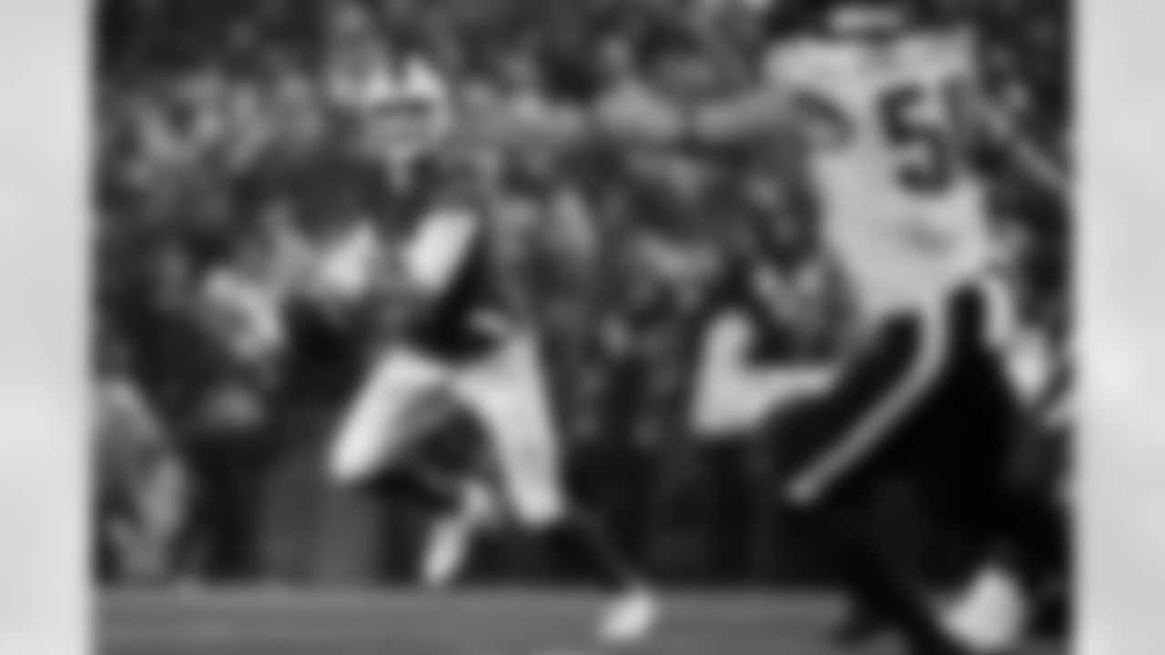 Buffalo Bills vs Philadelphia Eagles, Regular Season, December 28, 2025 at Highmark Stadium.