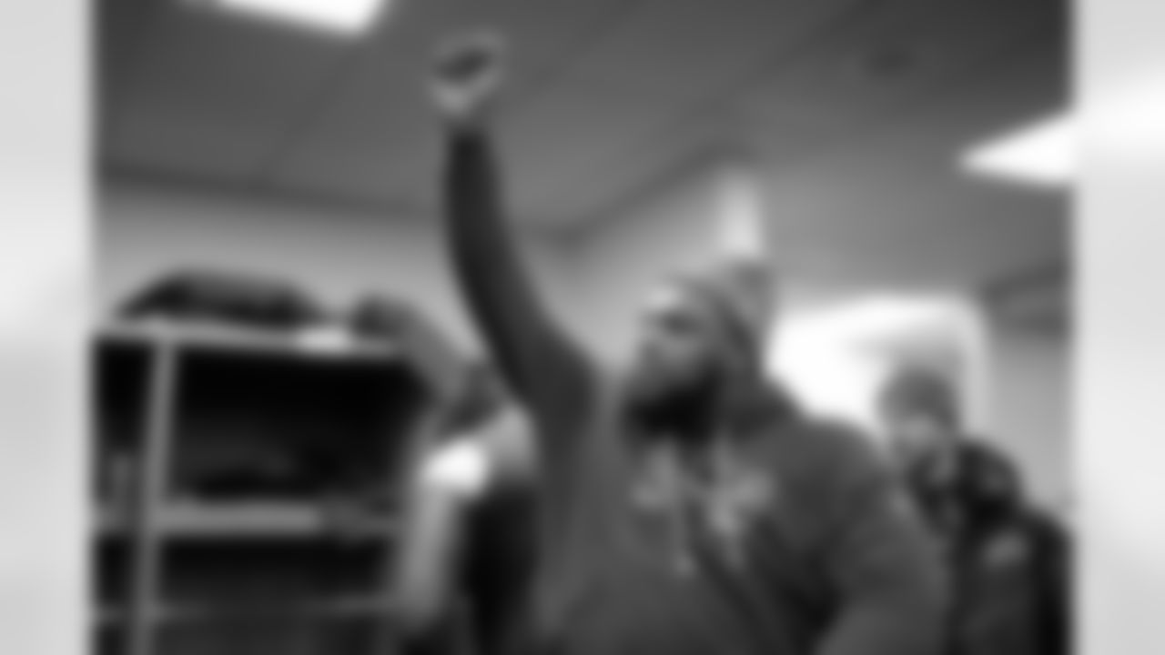 Pittsburgh Steelers vs Buffalo Bills, Regular Season, November 28, 2025 at Acrisure Stadium.