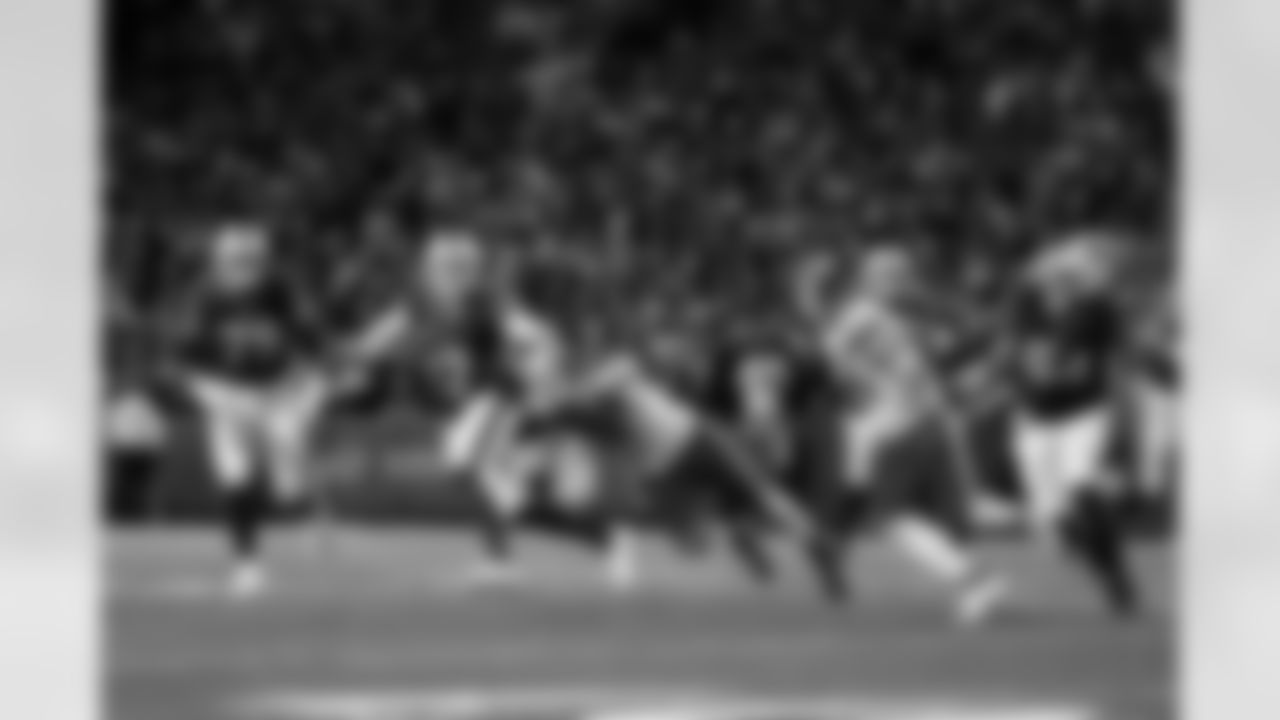 Buffalo Bills vs Kansas City Chiefs, Regular Season, November 02, 2025 at Highmark Stadium.