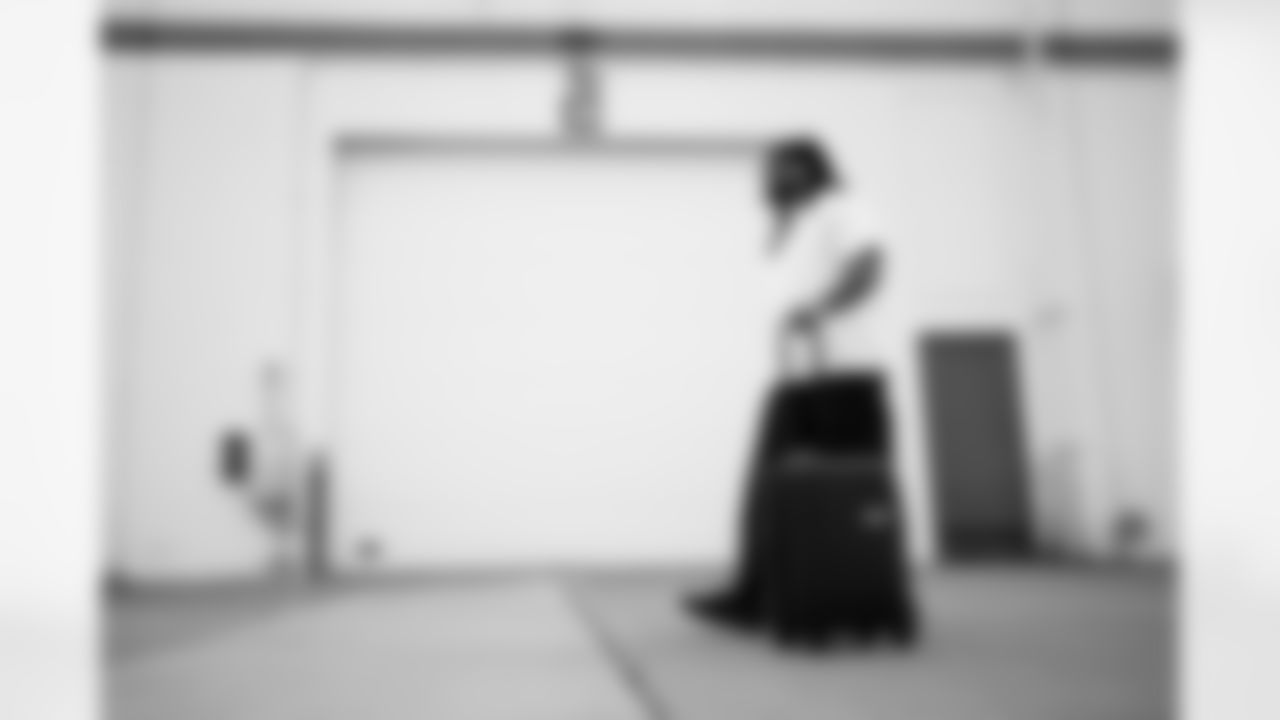 Shaq Thompson (45). Buffalo Bills travel to East Rutherford, September 13, 2025.