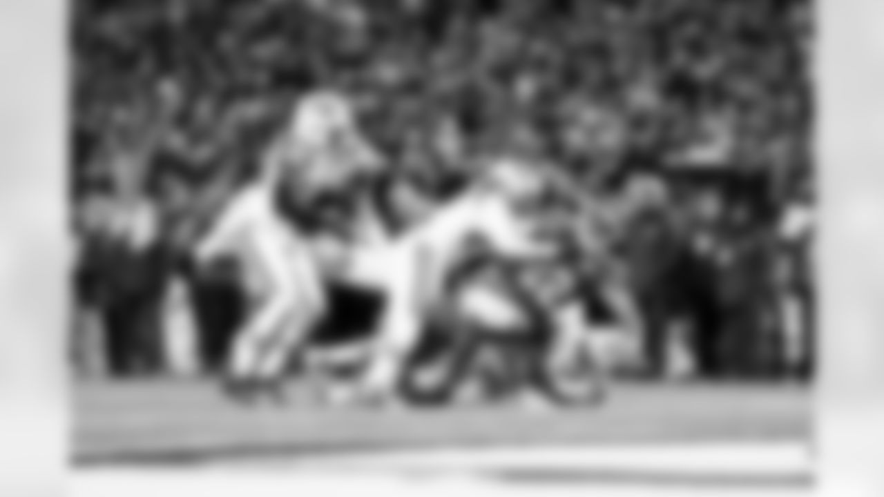 Buffalo Bills vs New York Jets, Regular Season, January 04, 2026 at Highmark Stadium.