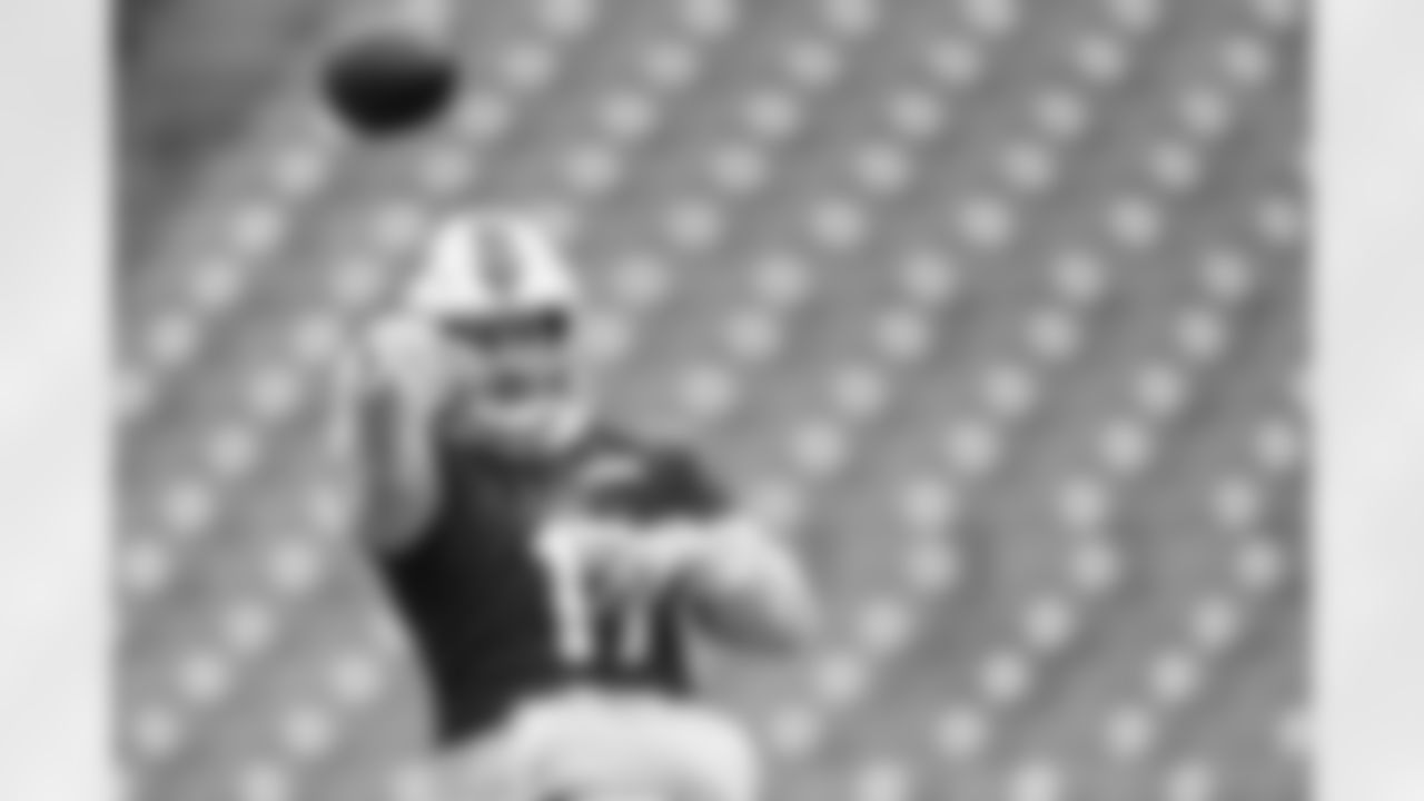 Josh Allen (17). Buffalo Bills Week 11 Practice, November 14, 2025 at Highmark Stadium.