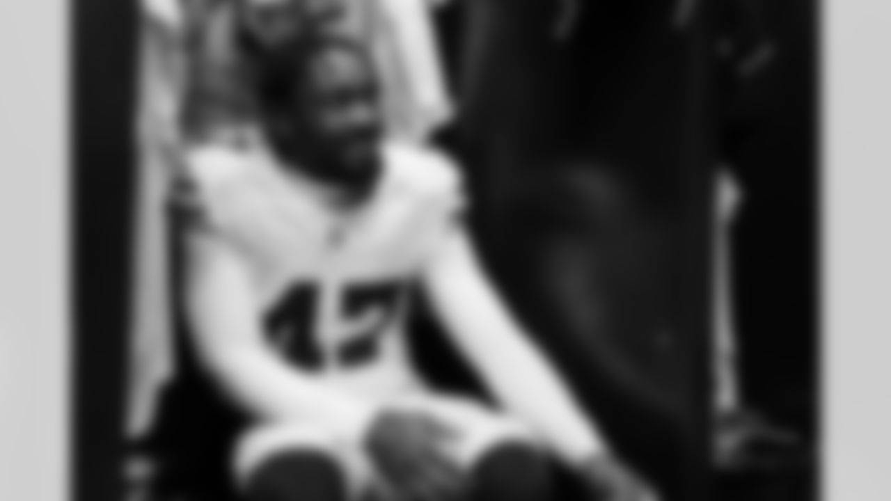 Buffalo Bills vs Tampa Bay Buccaneers, Regular Season, November 16, 2025 at Highmark Stadium.