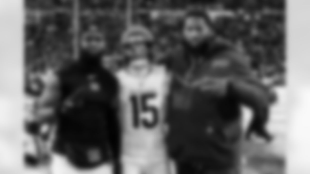 Buffalo Bills vs Cincinnati Bengals, Regular Season, December 07, 2025 at Highmark Stadium.