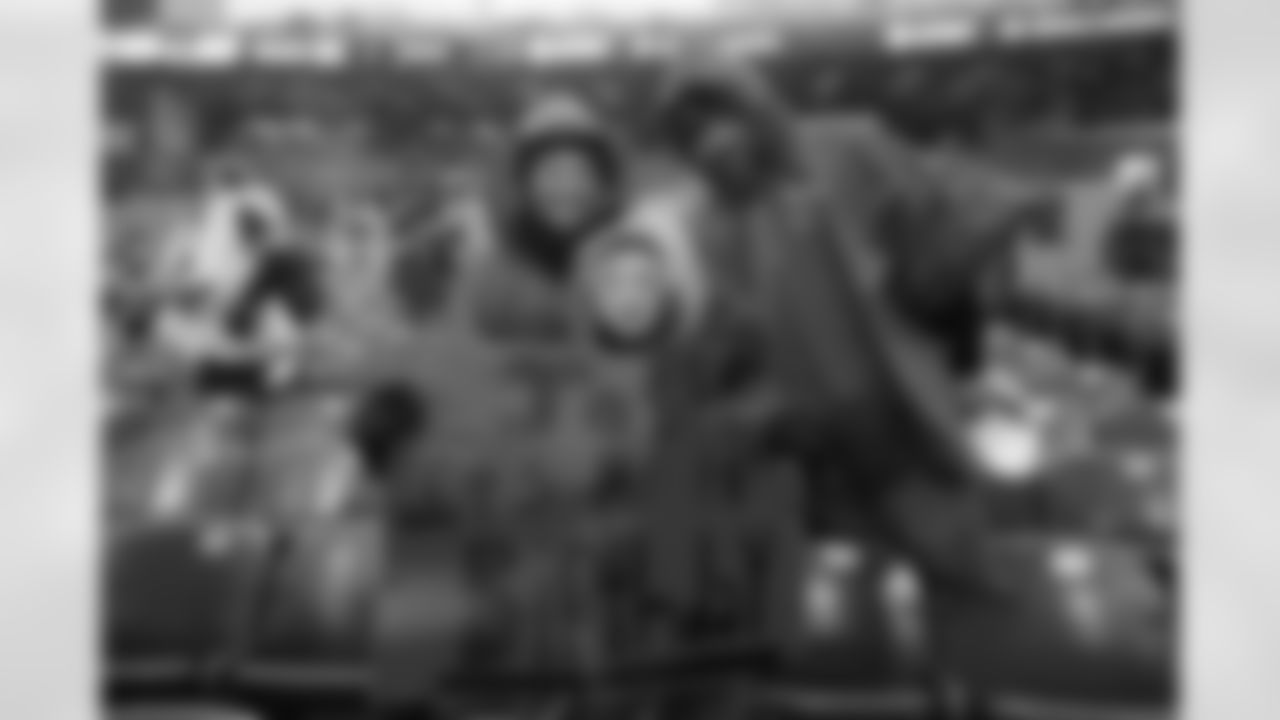 Buffalo Bills vs Philadelphia Eagles, Regular Season, December 28, 2025 at Highmark Stadium.