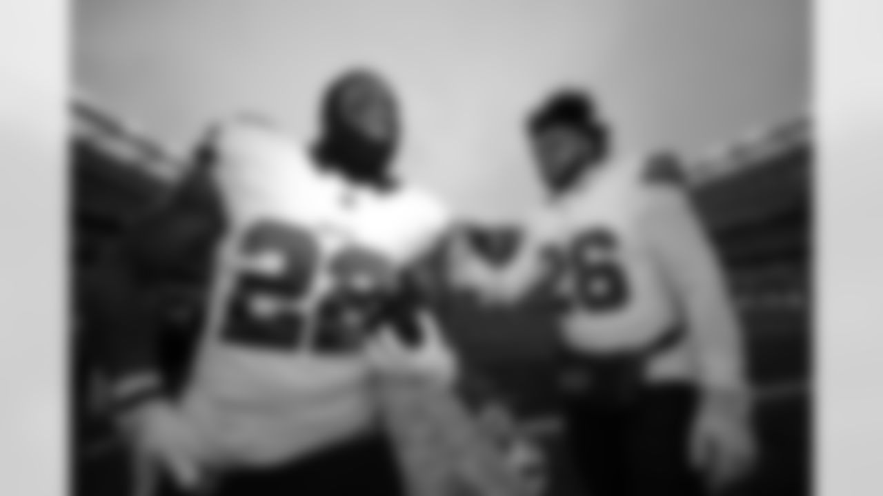 New England Patriots vs Buffalo Bills, Regular Season, December 14, 2025 at Gillette Stadium.