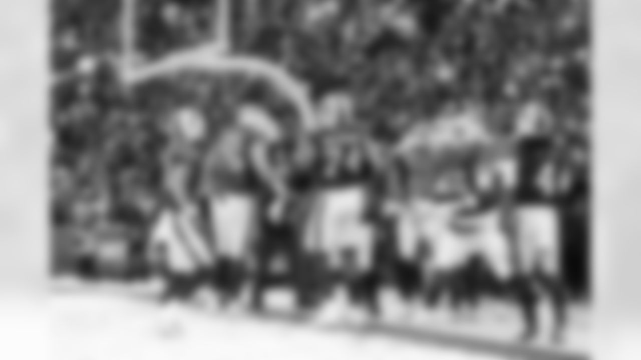 Buffalo Bills vs Cincinnati Bengals, Regular Season, December 07, 2025 at Highmark Stadium.