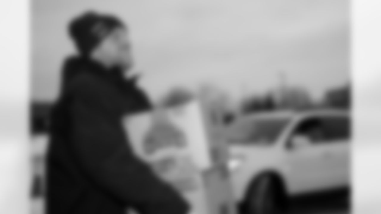 Dion's Dreamers Food Giveaway, December 09, 2025 at the Salvation Army.