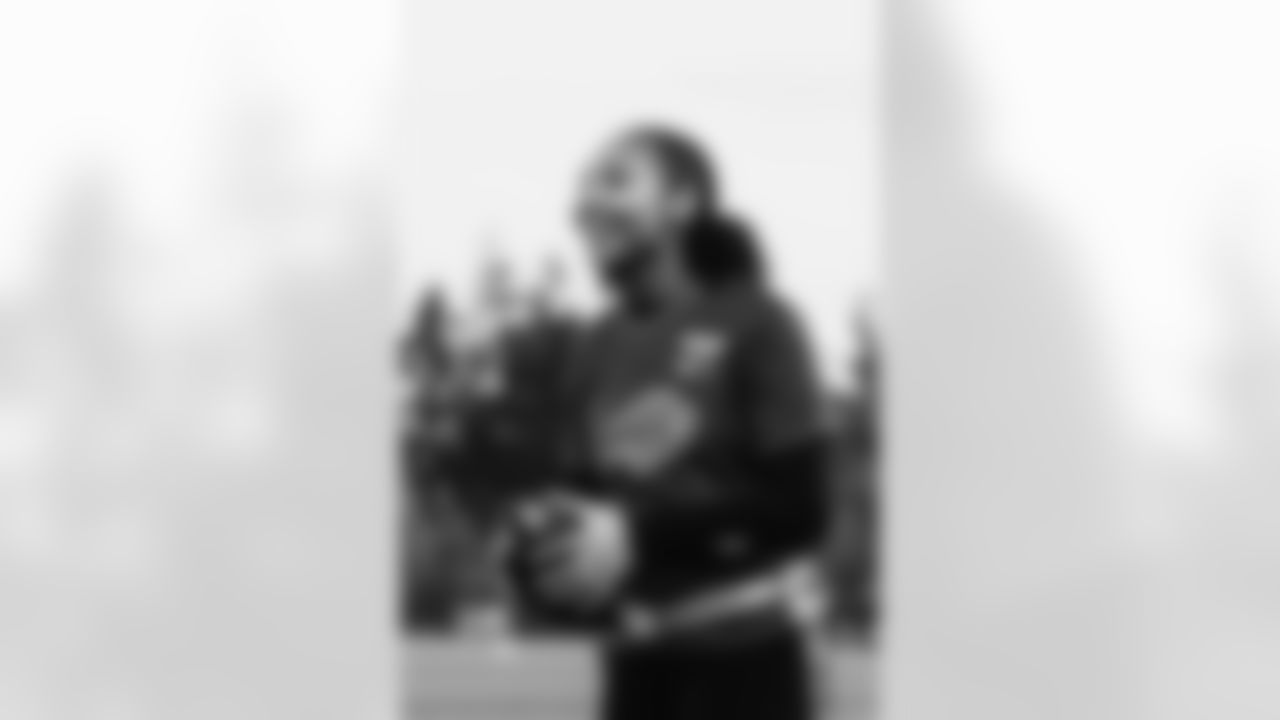 NFLFLAG_REG_BILLS_2025_MB_9