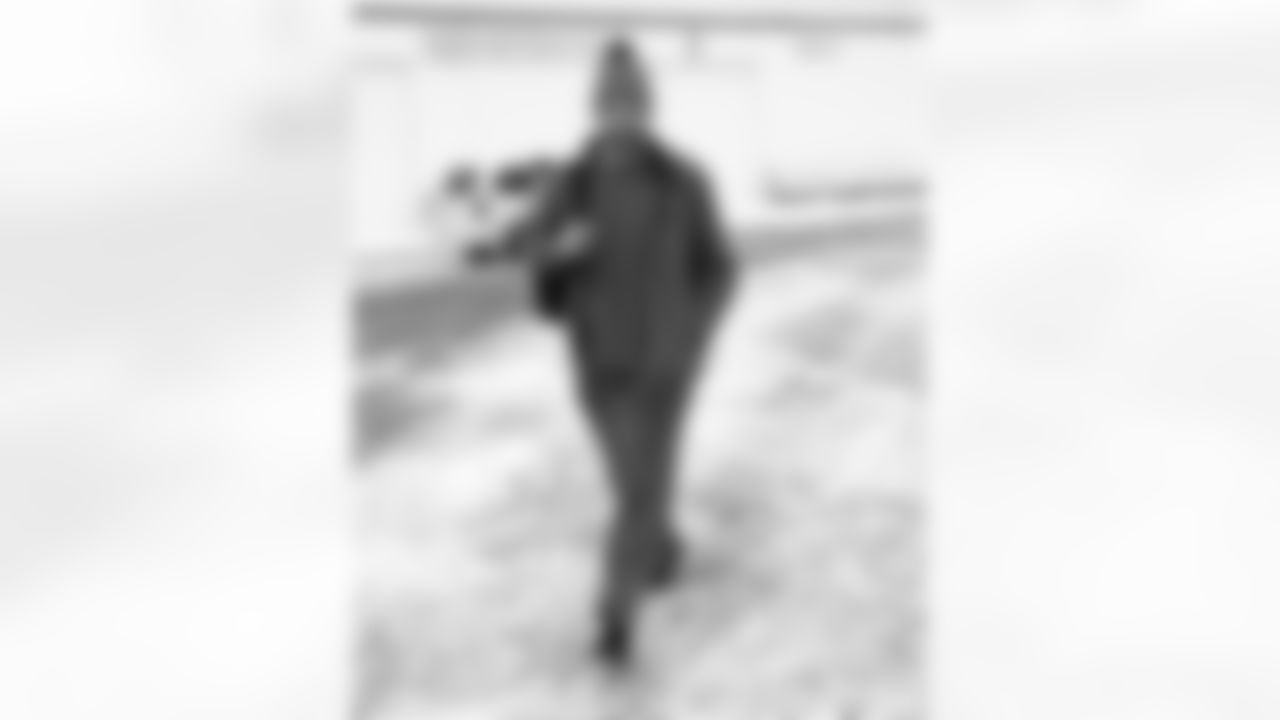 Mitch Wishnowsky (19). Buffalo Bills travel to Foxborough, December 13, 2025 at Buffalo Niagara International Airport.