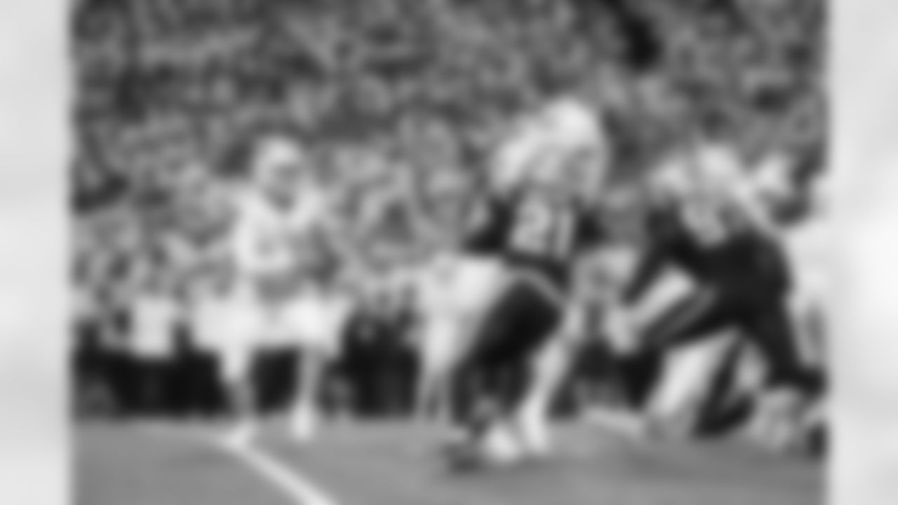 Buffalo Bills vs New England Patriots, Regular Season, October 05, 2025 at Highmark Stadium.